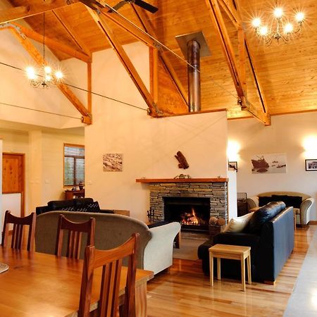Mahitahi Lodge خليج بروس المظهر الخارجي الصورة