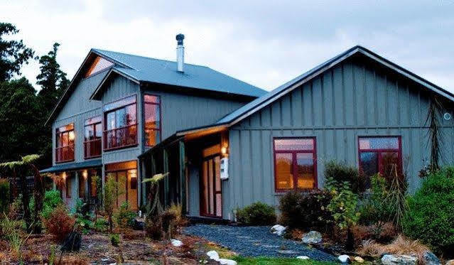 Mahitahi Lodge خليج بروس المظهر الخارجي الصورة